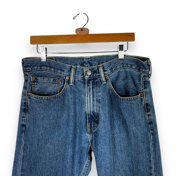 Levi's Mens 505 Straight Leg Regular Fit Jeans, Medium Stonewash, Size 34W/30L - Picture 4 of 12